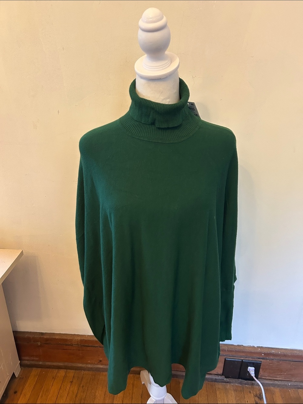 Alfani Women’s Green Turtleneck Sweater Size PL New